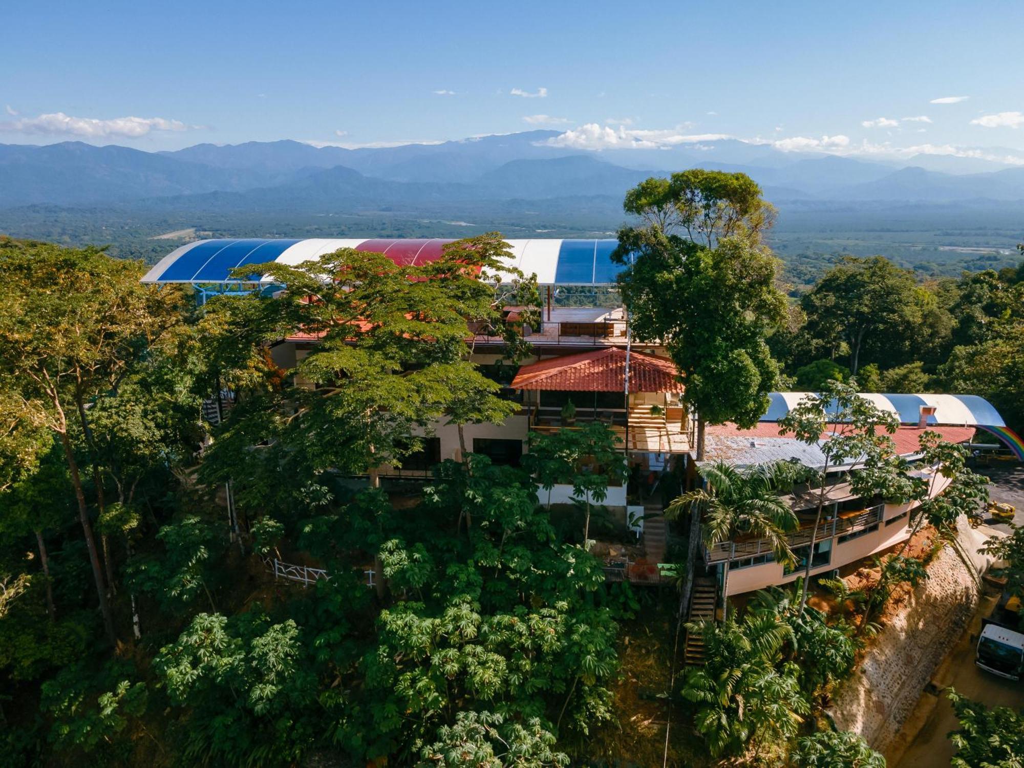 Mountain Top Park Hotel Quepos Zewnętrze zdjęcie